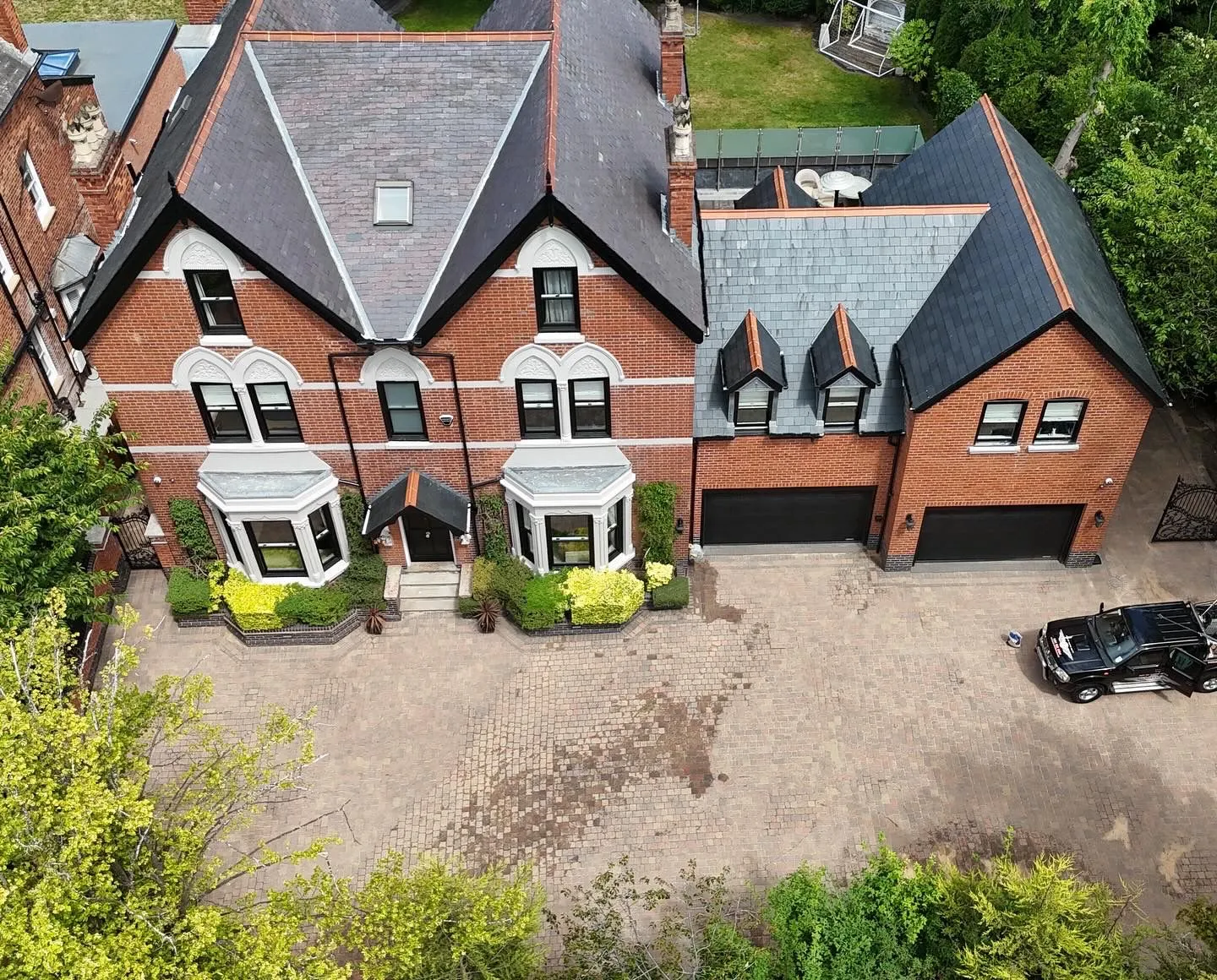 Roof Cleaning In Birmingham